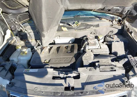 2014 Jeep Compass Sport from USA, damaged, VIN 1C4NJDBB4ED688366